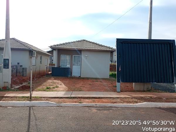 Casa em Votuporanga, Parque Esplanada, Rua 11, N. 4484, Qd 01 Lt 12 Cadastro Ne 23 09 01 12, SP. Área: 43.85m2